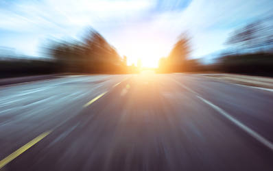 Gewohnheiten fahren auf der Autobahn